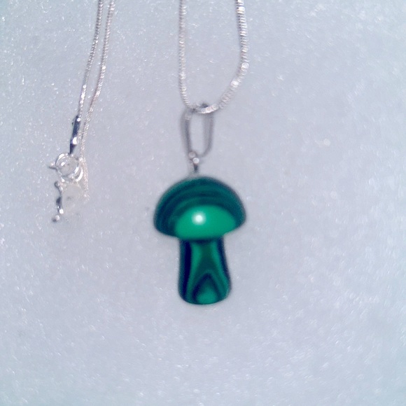Psychedelic Boho Hippie Green Malachite Mushroom Sterling Silver Necklac… - Picture 2 of 8